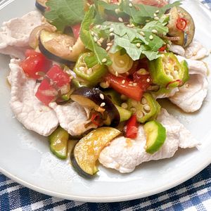 しめかずの作ってみた!投稿(夏野菜たっぷり豚しゃぶサラダ)