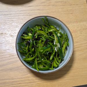 料理嫌いな筋トレ好きの作ってみた!投稿(レンジで簡単！やみつき塩昆布ピーマン【作り置き】)