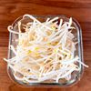 【もやしとわかめの旨ナムル】レンジで完結！5分副菜♡の工程1