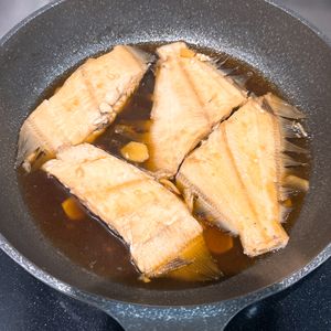 ぷりんの作ってみた!投稿(【かれいの煮付け】無性に食べたくなる♡ご飯が進むお魚和食♪)