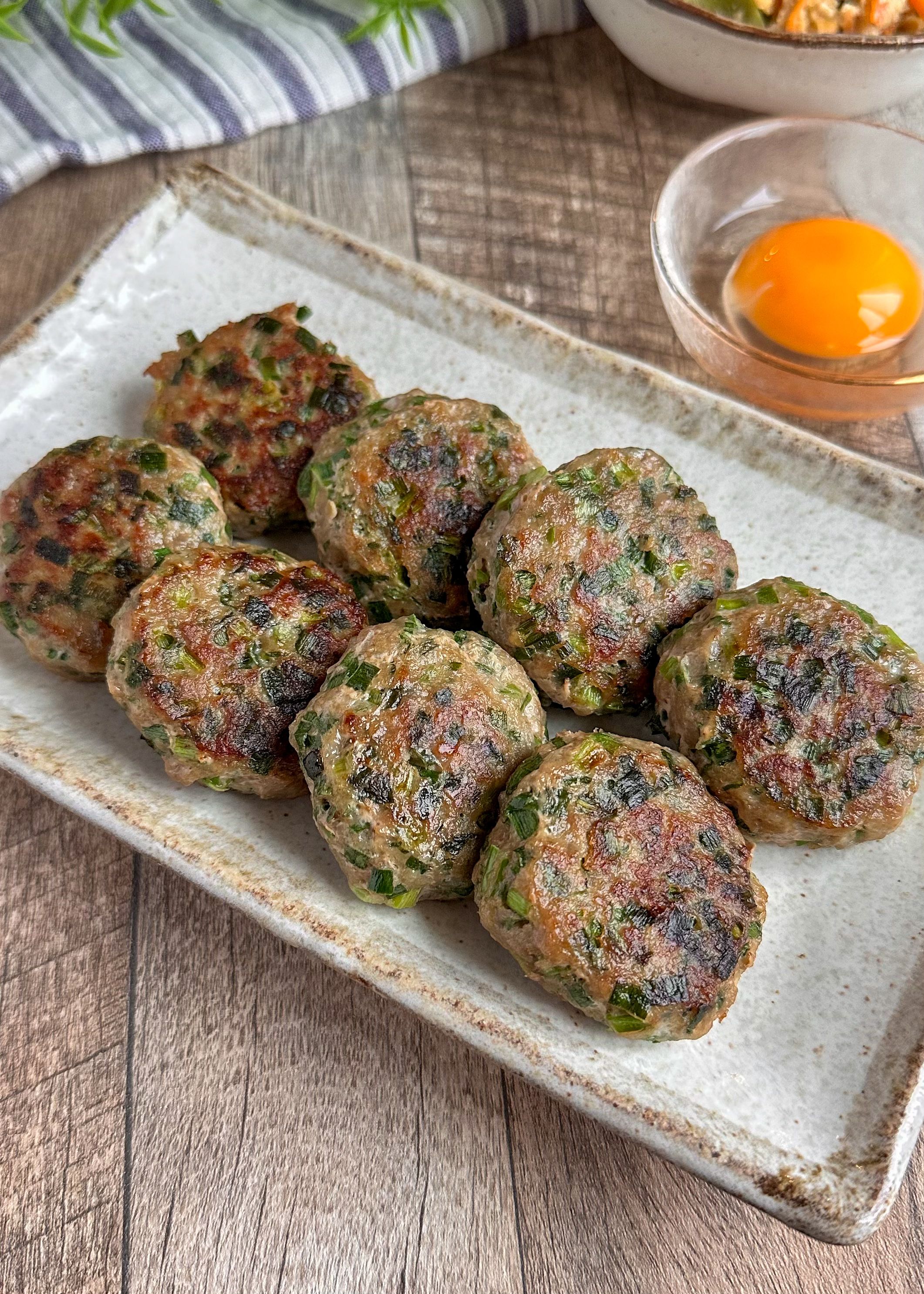 コスパ最強大満足♩ニラだけつくね | レシピサイトNadia