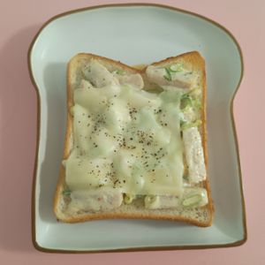 milkの作ってみた!投稿(サラダチキンで♪チキマヨトースト)