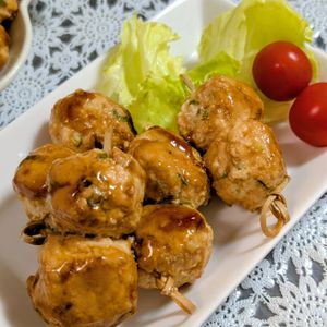 まゆのの作ってみた!投稿(焼き鳥屋さん風《ふわふわ♡ねぎ鶏つくね》)
