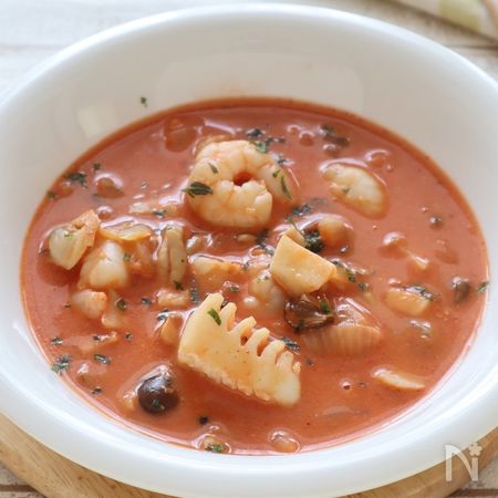 生クリーム不使用 シーフードときのこのトマトクリームスープ By 河埜 玲子 レシピサイト Nadia ナディア プロの料理家のおいしいレシピ