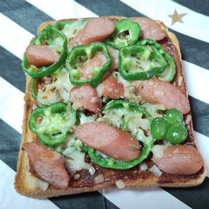 M＊Pの作ってみた!投稿(【カレー香るピザトースト】やみつきになる美味しさ！)