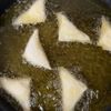 手が止まらない!アホサモサ【とろ~りにんにくチーズ】の工程10