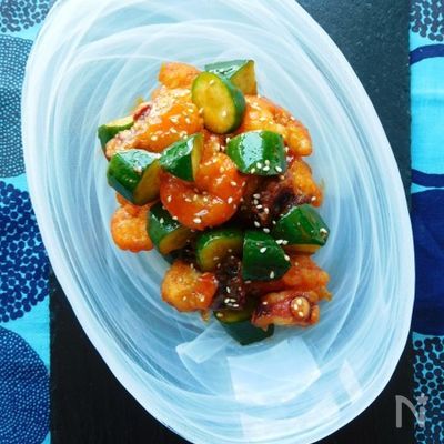 ピリリと辛いエビ　タコ　きゅうりの豆板醤和え