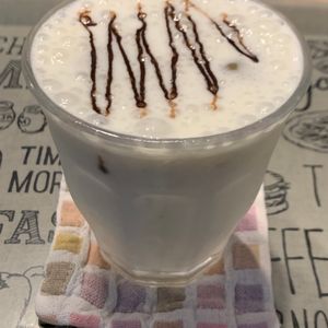 ぐ〜たら子の作ってみた!投稿(シンプルが一番！バナナセーキ)