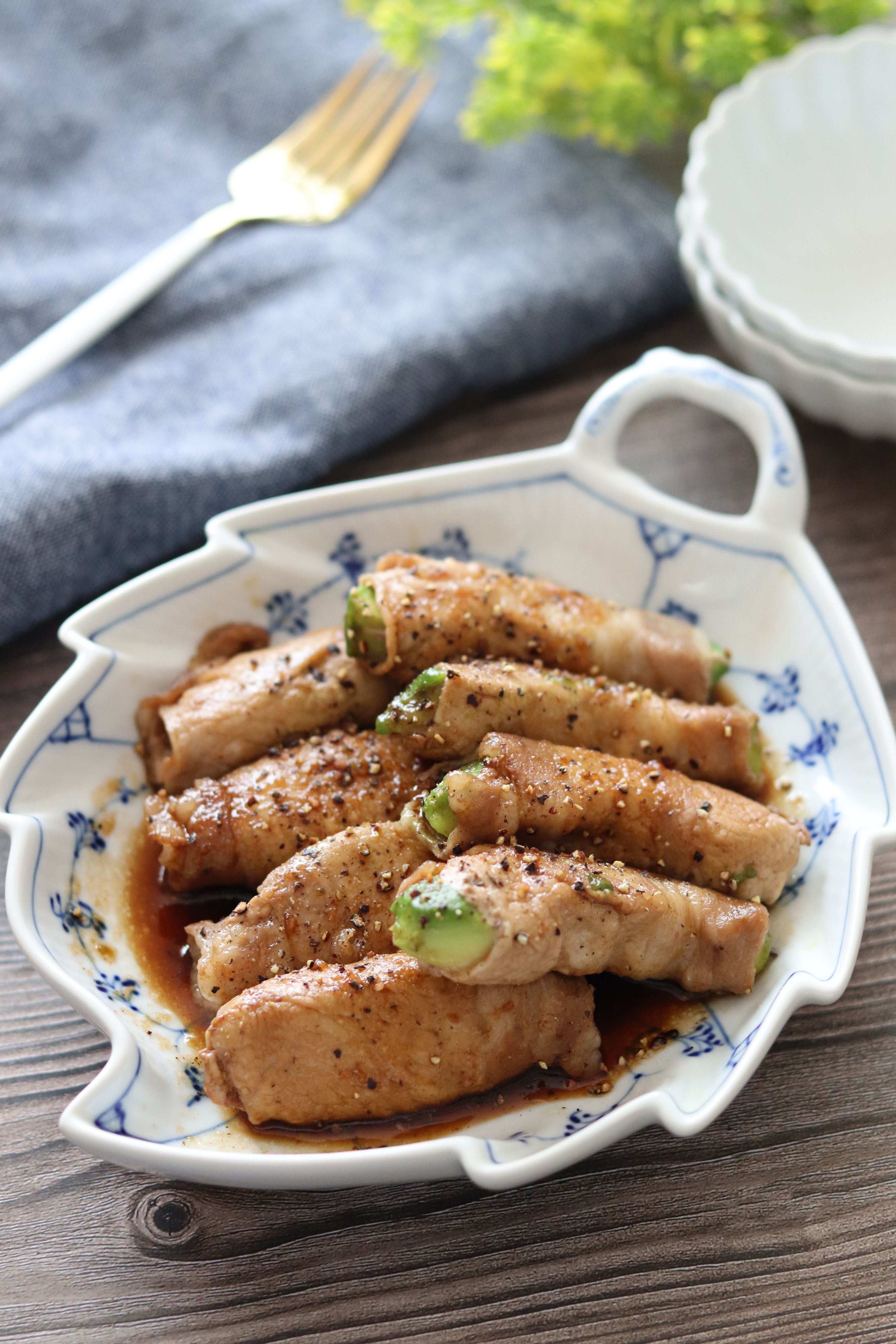 アボカドの豚巻きバルサミコはちみつ照り焼き】簡単おつまみ