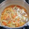 すいかの皮と豆腐の味噌汁の工程2