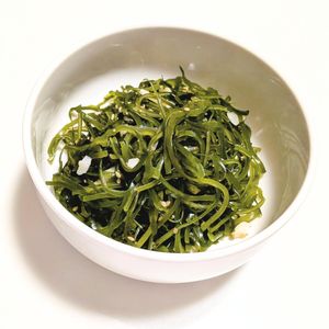 ごんべすの作ってみた!投稿(フォロワさんに大人気！想像以上の味【切り昆布ナムル炒め】)