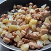 食卓にあるとうれしい♪【コロコロ甘辛鶏じゃが】の工程4