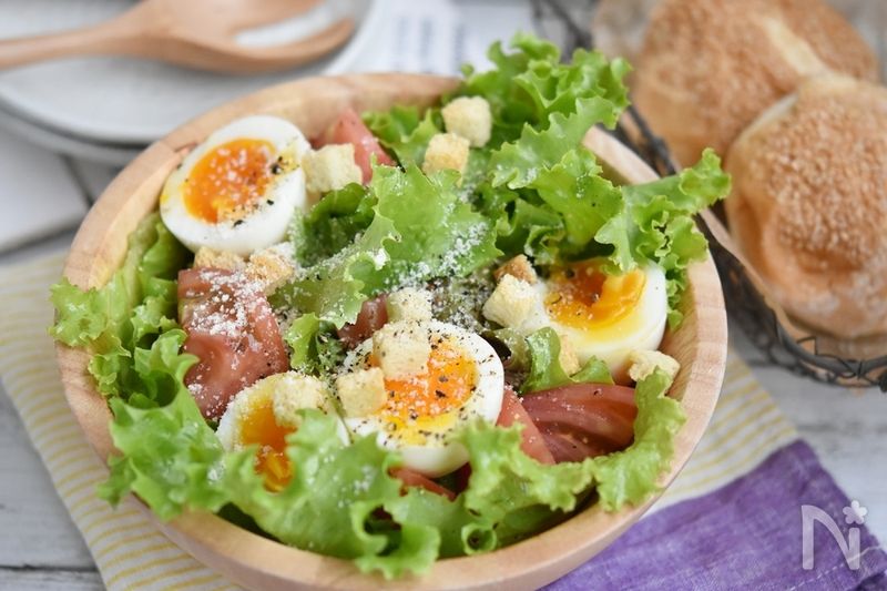 リーフレタスとトマトのチーズサラダ by 鈴木美鈴 レシピサイト Nadia ナディア プロの料理家の