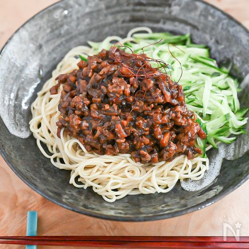 具沢山でおいしい！ジャージャー麺