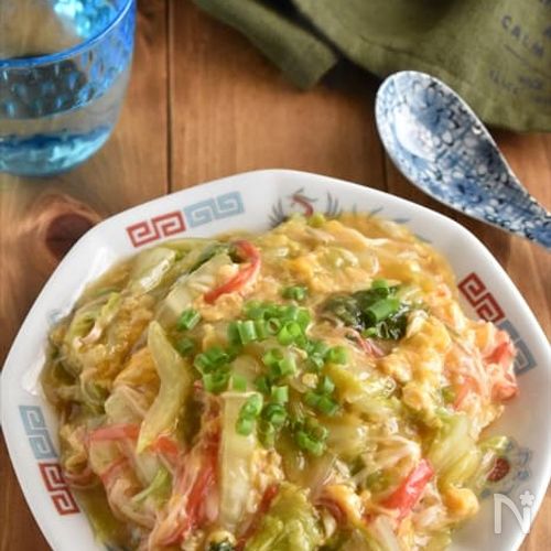 【白菜とカニカマのとろ～り卵のあんかけ丼】ひとりランチにも！