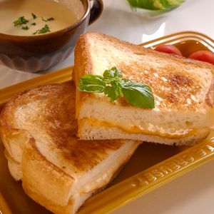 とのちゃまの作ってみた!投稿(ハニーチーズメルト（ハニーチーズトースト）)