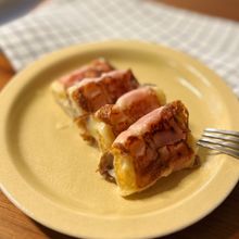 カリもち！ハッシュドポテトのベーコンチーズ巻き