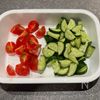 すぐできる♩《きゅうりとトマトのツナマヨサラダ》の工程1