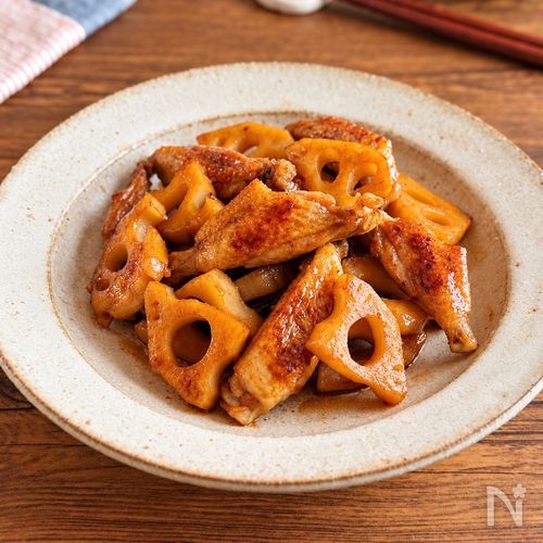 照りっと甘辛【手羽中とれんこんの甘酢照り炒め】