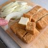 鶏ももと厚揚げの甘酢炒めの工程2
