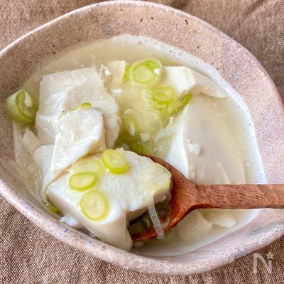とろみで満腹♡あったか♪ネギ塩豆腐