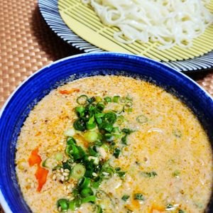ヴェルの作ってみた!投稿(【レンジで5分！濃厚担々つけ汁うどん】簡単にすぐできる♡)