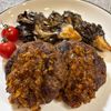 楽ラク手抜キッチン🐶🐾の作ってみた!投稿(グリルきのこの秋バーグ・オニオンマスタード醤油ソース)