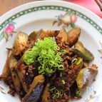 茄子の甘辛そぼろ炒め