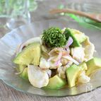 水晶鶏とアボカドのわさびめんつゆ和え＊