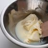 【まるでお店級♪トリコになる】ベリーチーズケーキアイスの工程2