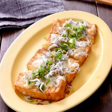 カリっとチーズとろける厚揚げのしらすチーズ