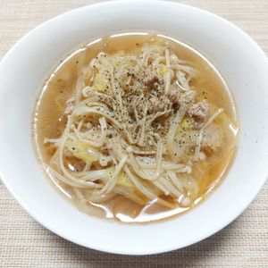 よっこの作ってみた!投稿(【トロトロ白菜スープ】スープだけでガッツリ満足！)