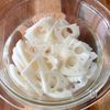 子どもも食べやすい♪人参とレンコンのまろやかサラダの下準備