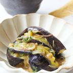 ご飯泥棒！【蒸しなすのにんにく味噌漬け】
