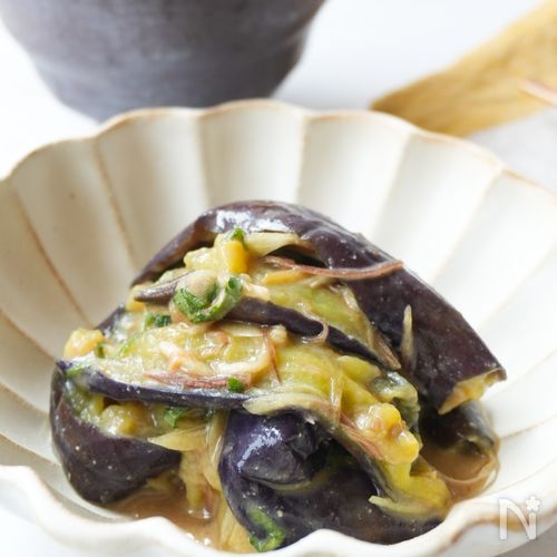 ご飯泥棒!【蒸しなすのにんにく味噌漬け】