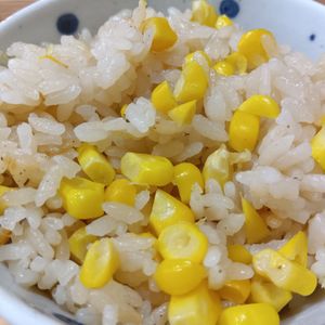 mmm10の作ってみた!投稿(バター醤油香る♡とうもろこしの炊き込みご飯【#炊飯器】)
