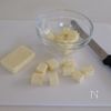 しらすとチーズ入り“とうもろこしごはん”の下準備