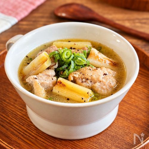 鶏のうま味たっぷり!【鶏もも肉と長ねぎのコクうまスープ】