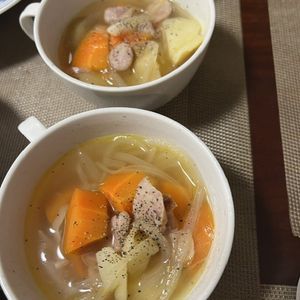 Hikeyの作ってみた!投稿(皮ごと♪栄養の栄養丸ごとコンソメスープ)