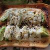 miyucyannの作ってみた!投稿(のせて焼くだけ簡単！とろ〜り美味しい♡アボカドチーズトースト)