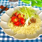 ピリ辛味が食欲そそる♡クセになる絶品ジャージャー麺