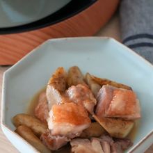 【ほっこり和食】鶏ももとごぼうのとろり梅煮