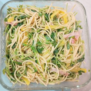 milkの作ってみた!投稿(レンジで簡単！子供も喜ぶ「豆苗とハムのスパゲッティサラダ」)