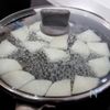 『豚バラこんにゃくと大根の味噌炒め煮』こっくり甘味噌☆の工程2