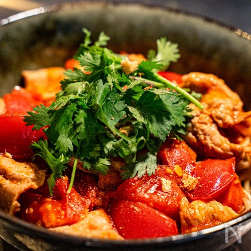 ナンプラー香る。トマトと豚こまのアジアン酸辣麺