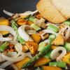 野菜たっぷり、しあわせ朝食【米粉ケークサレ】の工程1