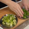 ピリ辛風味で、食べる手が止まらない【麻辣(マーラー)丼】の工程1
