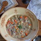 濃厚ヘルシー♪アサリ缶で手軽に【米粉豆乳クラムチャウダー】