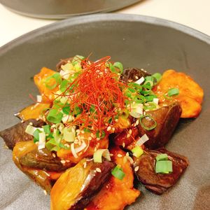 りんの作ってみた!投稿(【なすと鶏肉絶品コンビ】とろとろなすと鶏肉の甘辛い韓国風)
