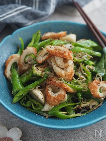 万願寺唐辛子とちくわのじゃこペペロンチーノ